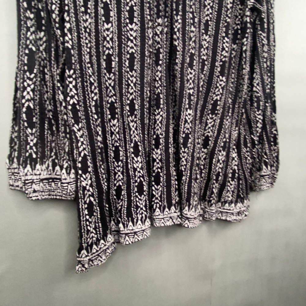 Lucky Brand Embroidered Tunic Women 2X Flowy Boho Peasant Top Black White Lace - Picture 5 of 9